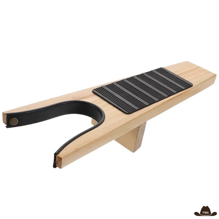 Tire-botte en bois clair, fourche bordée de noir