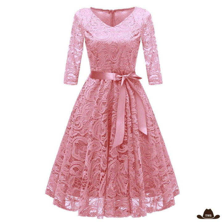 robe-fleurie-portee-avec-botte-cowboy rose